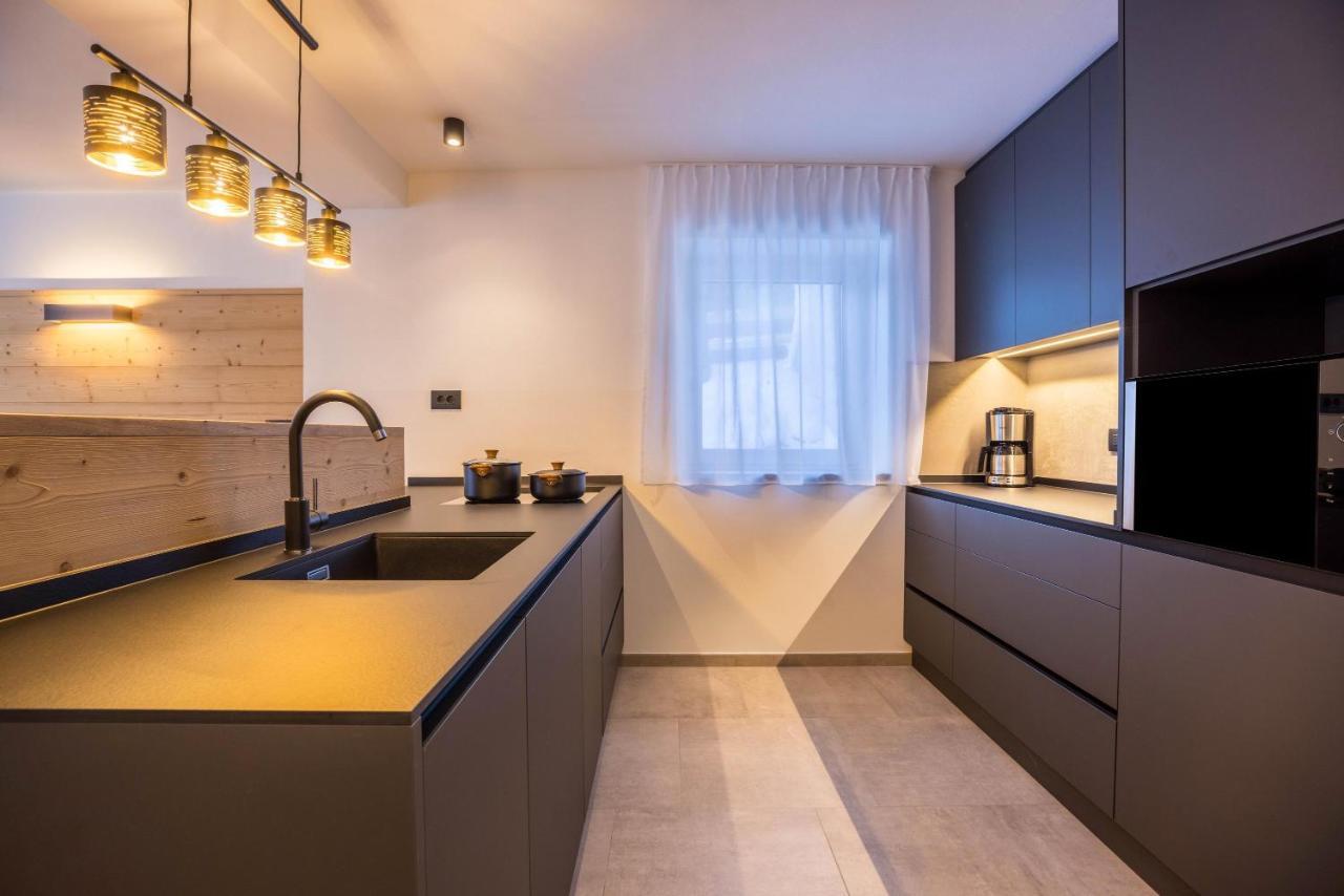 Apartments Armeri Black Dolomites San Vigilio Di Marebbe Luaran gambar