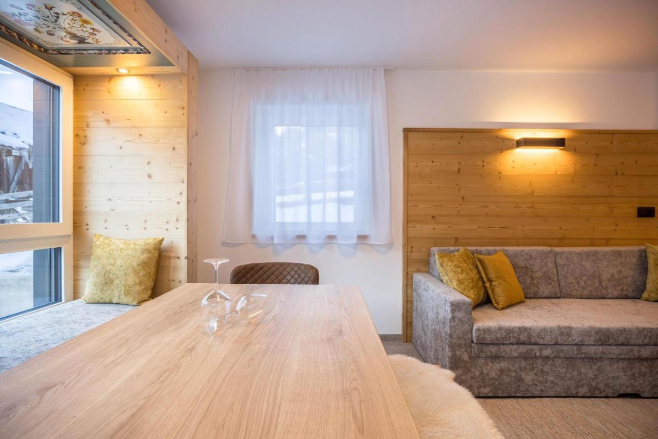 Apartments Armeri Black Dolomites San Vigilio Di Marebbe Luaran gambar